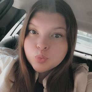 Meet your Posher, Skylar